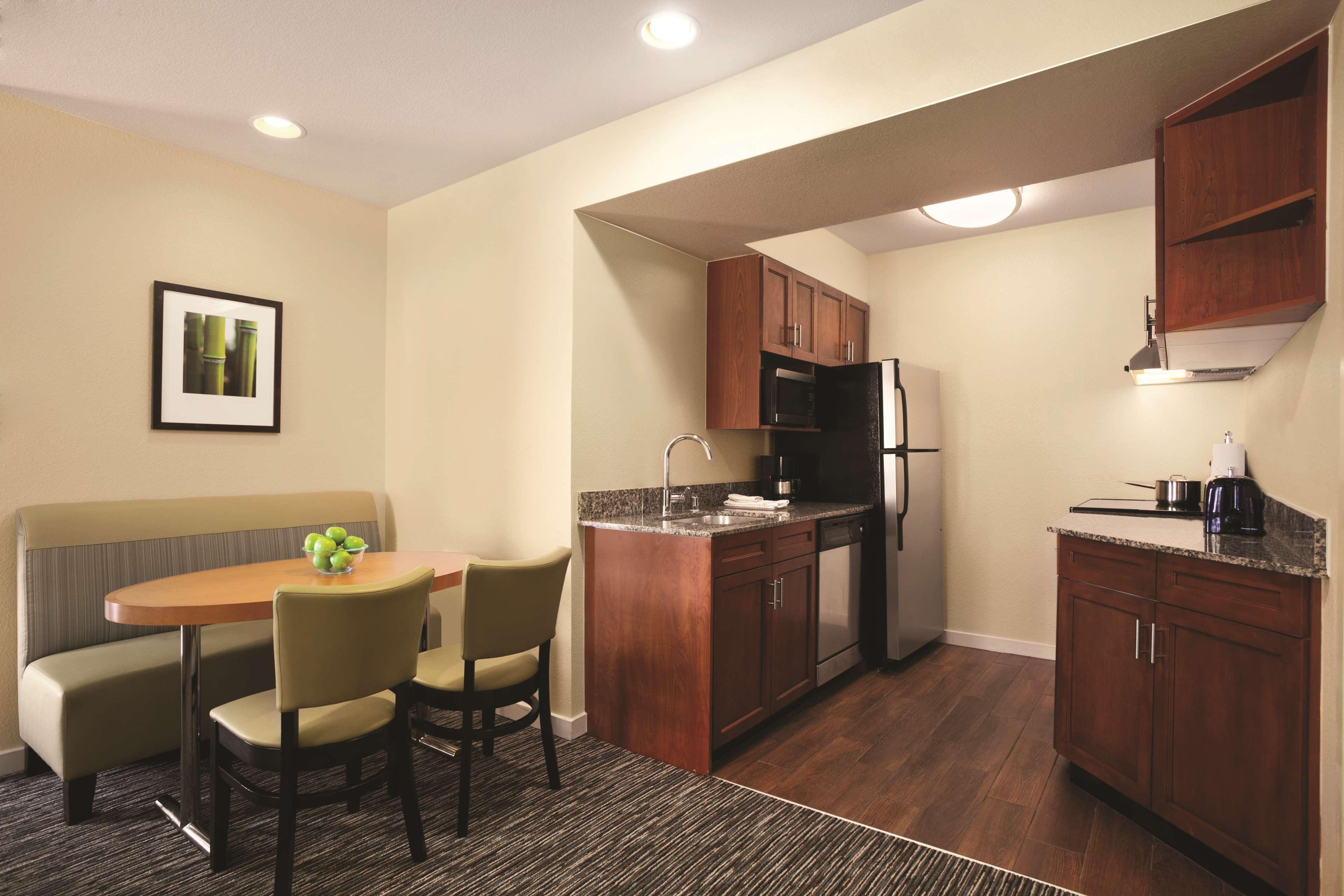 Hyatt House Pleasanton Hotel Eksteriør billede